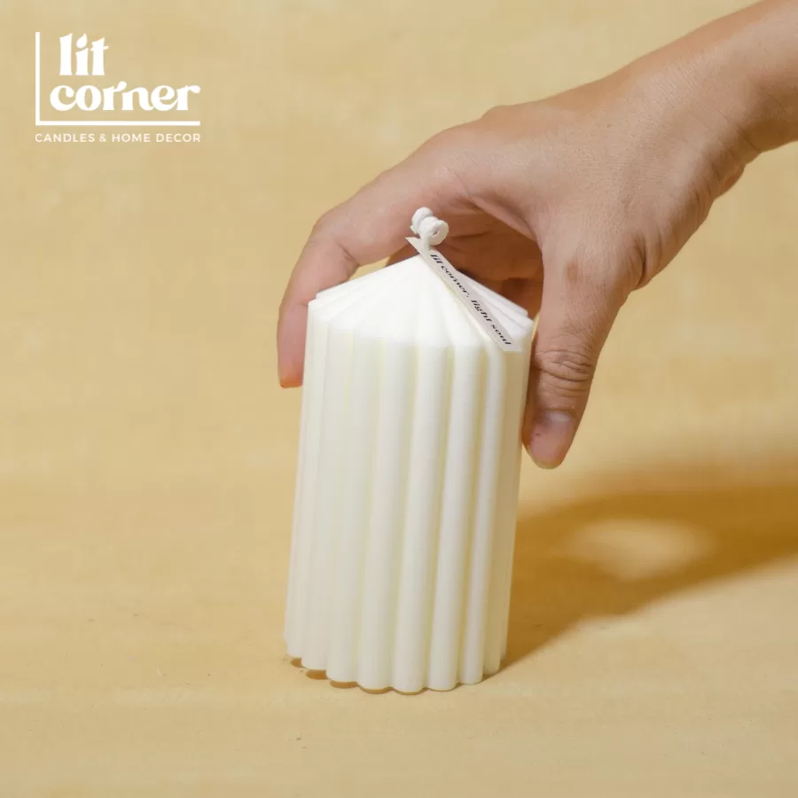 Nến Pillar Khối Trụ Sọc Tròn - Size M Nến Pillar Khối Trụ Sọc Tròn - Size M